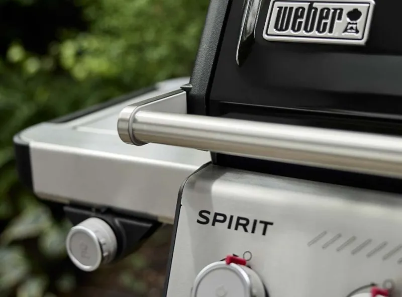 rechaud Barbecue à gaz Weber Spirit E-335